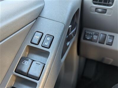 2012 Nissan Frontier SV V6   - Photo 15 - Knoxville, TN 37919