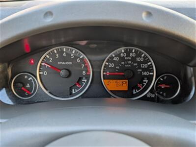 2012 Nissan Frontier SV V6   - Photo 11 - Knoxville, TN 37919