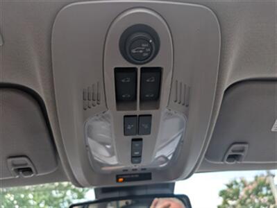 2017 Chevrolet Equinox Premier   - Photo 19 - Knoxville, TN 37919