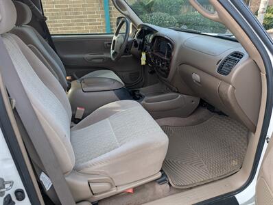 2004 Toyota Tundra SR5 4dr Access Cab SR5   - Photo 20 - Knoxville, TN 37919