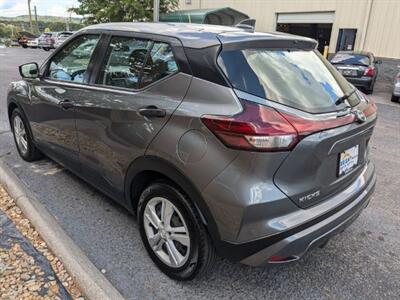 2022 Nissan Kicks S   - Photo 3 - Knoxville, TN 37919