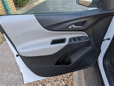 2019 Chevrolet Equinox LS   - Photo 7 - Knoxville, TN 37919
