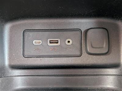 2019 Chevrolet Equinox LS   - Photo 19 - Knoxville, TN 37919