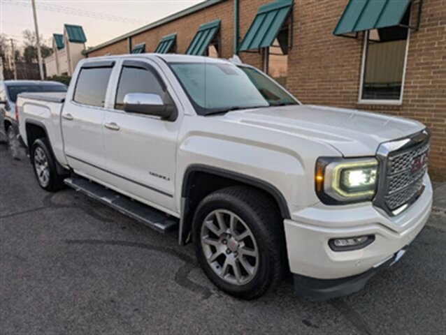 2018 GMC Sierra 1500 Denali   - Photo 1 - Knoxville, TN 37919