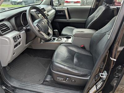 2012 Toyota 4Runner SR5   - Photo 8 - Knoxville, TN 37919