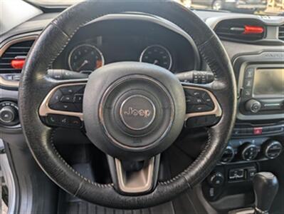 2015 Jeep Renegade Limited 4x4   - Photo 10 - Knoxville, TN 37919