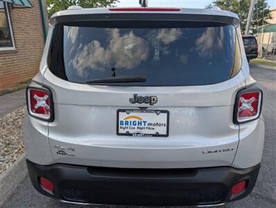 2015 Jeep Renegade Limited 4x4   - Photo 5 - Knoxville, TN 37919