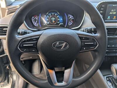 2020 Hyundai Santa Fe SEL   - Photo 9 - Knoxville, TN 37919