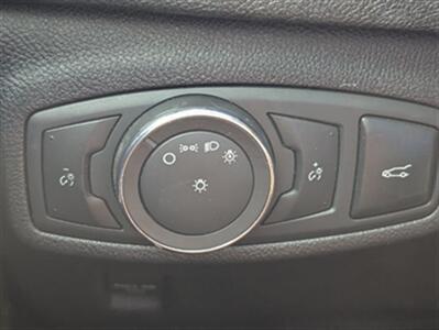 2015 Lincoln MKC   - Photo 19 - Knoxville, TN 37919