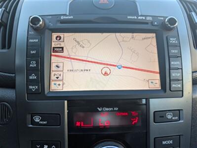 2013 Kia Forte EX   - Photo 16 - Knoxville, TN 37919