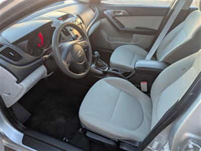 2013 Kia Forte EX   - Photo 8 - Knoxville, TN 37919