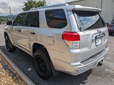 2010 Toyota 4Runner SR5   - Photo 3 - Knoxville, TN 37919