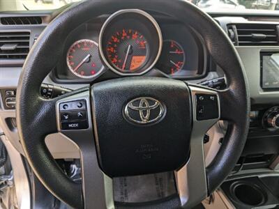 2010 Toyota 4Runner SR5   - Photo 9 - Knoxville, TN 37919