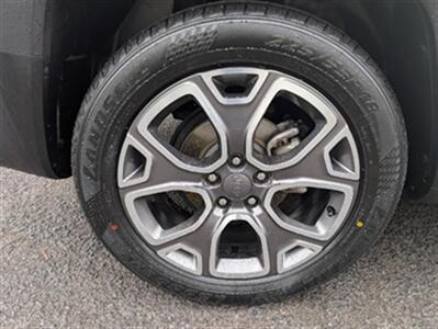 2017 Jeep Renegade Limited - Photo 6 - Knoxville, TN 37919