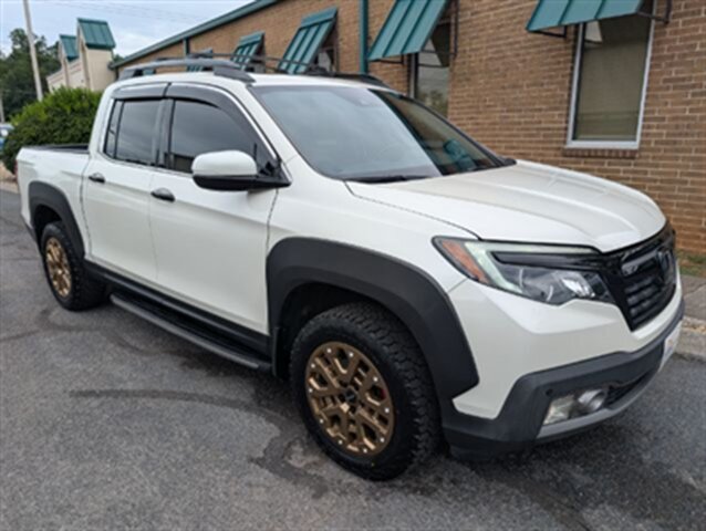 2017 Honda Ridgeline RTL-E - Photo 1 - Knoxville, TN 37919