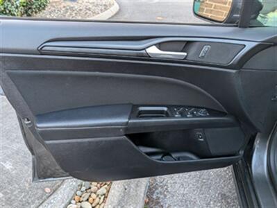 2018 Ford Fusion Hybrid SE - Photo 7 - Knoxville, TN 37919