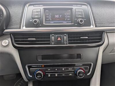 2016 Kia Optima EX   - Photo 12 - Knoxville, TN 37919