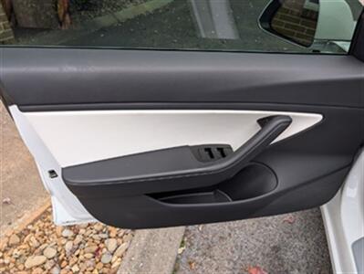 2018 Tesla Model 3 Long Range - Photo 8 - Knoxville, TN 37919