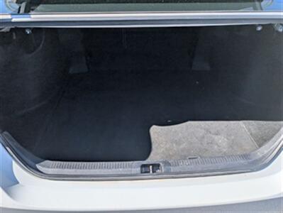 2019 Toyota Camry SE   - Photo 22 - Knoxville, TN 37919