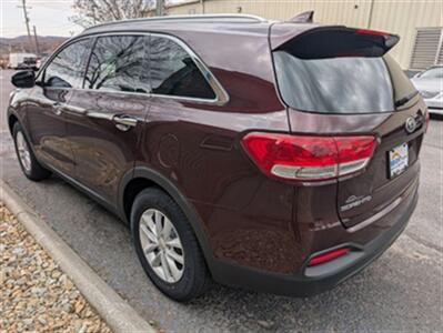 2017 Kia Sorento L   - Photo 3 - Knoxville, TN 37919