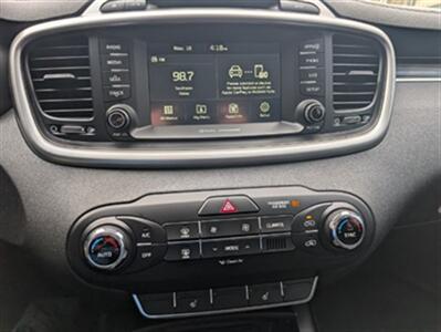 2017 Kia Sorento L   - Photo 11 - Knoxville, TN 37919