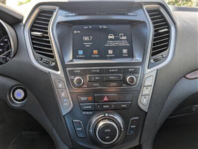 2018 Hyundai Santa Fe SE   - Photo 12 - Knoxville, TN 37919