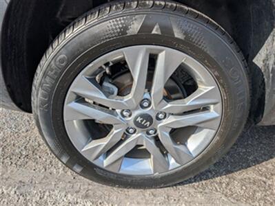 2021 Kia Seltos LX - Photo 6 - Knoxville, TN 37919