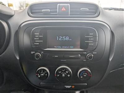 2017 Kia Soul   - Photo 11 - Knoxville, TN 37919