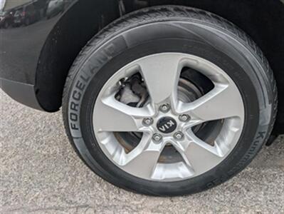 2017 Kia Soul   - Photo 5 - Knoxville, TN 37919