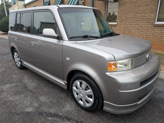 2006 Scion xB - Photo 1 - Knoxville, TN 37919