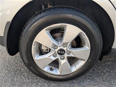 2019 Kia Soul   - Photo 6 - Knoxville, TN 37919