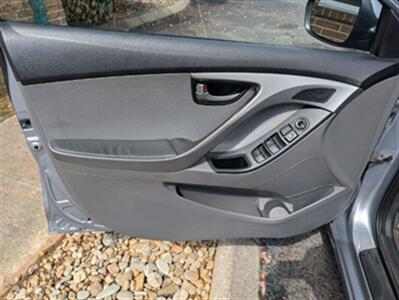 2016 Hyundai ELANTRA SE   - Photo 7 - Knoxville, TN 37919