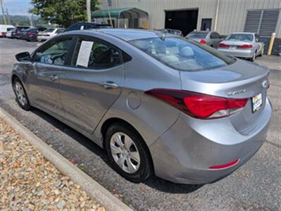 2016 Hyundai ELANTRA SE   - Photo 3 - Knoxville, TN 37919