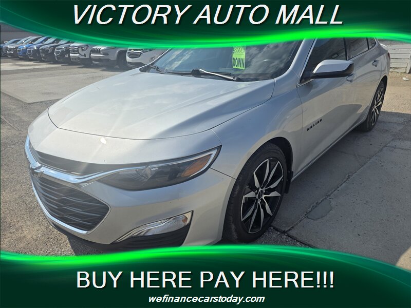 2020 Chevrolet Malibu RS   - Photo 1 - Toledo, OH 43612