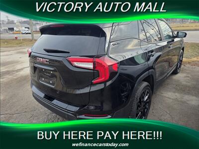 2024 GMC Terrain SLE   - Photo 2 - Toledo, OH 43612