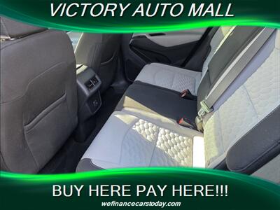 2021 Chevrolet Equinox LS - Photo 4 - Toledo, OH 43612