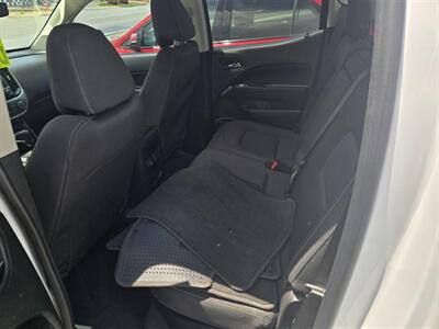 2020 Chevrolet Colorado LT   - Photo 4 - Toledo, OH 43612