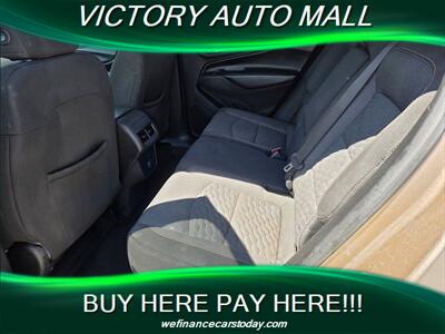 2018 Chevrolet Equinox LT - Photo 4 - Toledo, OH 43612
