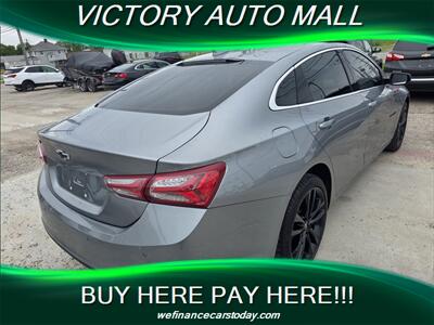 2024 Chevrolet Malibu LT   - Photo 2 - Toledo, OH 43612