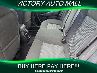 2023 Dodge Charger SXT   - Photo 4 - Toledo, OH 43612