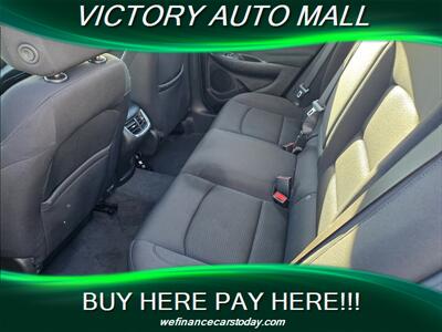 2022 Chevrolet Malibu LT   - Photo 4 - Toledo, OH 43612
