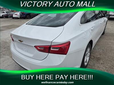 2018 Chevrolet Malibu LS Fleet   - Photo 2 - Toledo, OH 43612