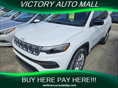 2022 Jeep Compass Latitude Lux   - Photo 1 - Toledo, OH 43612