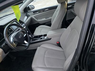 2018 Hyundai SONATA Sport   - Photo 3 - Toledo, OH 43612