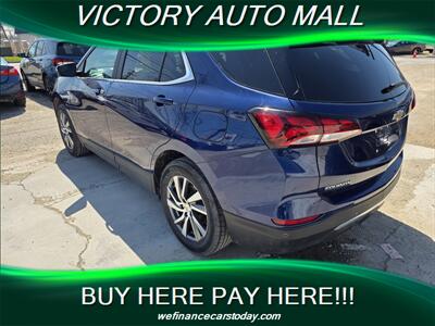 2022 Chevrolet Equinox LT   - Photo 2 - Toledo, OH 43612