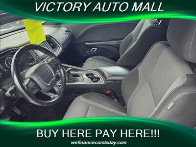 2016 Dodge Challenger SXT   - Photo 3 - Toledo, OH 43612