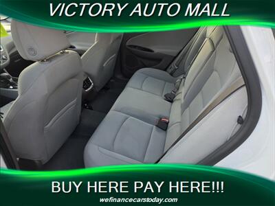 2022 Chevrolet Malibu LT   - Photo 4 - Toledo, OH 43612