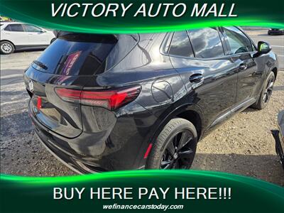 2022 Buick Envision Essence   - Photo 2 - Toledo, OH 43612