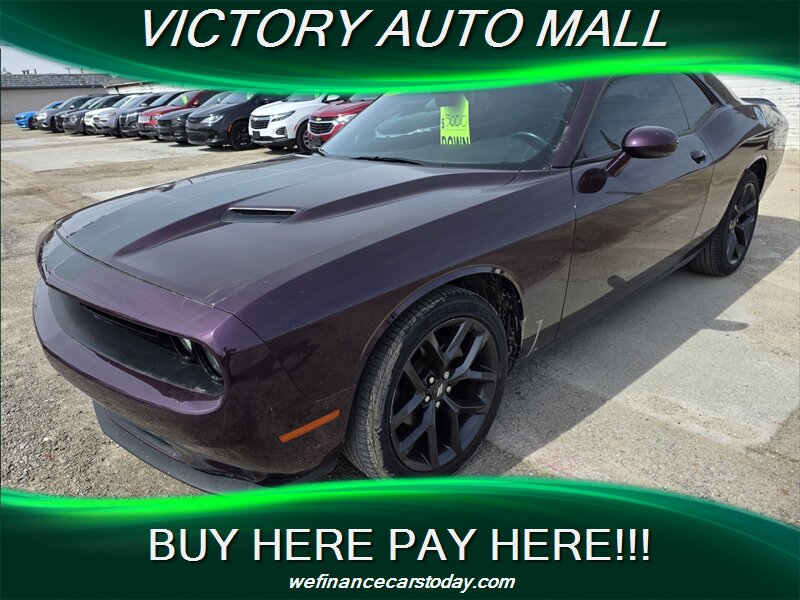 2022 Dodge Challenger SXT   - Photo 1 - Toledo, OH 43612