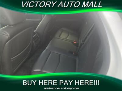 2017 Cadillac XT5 Luxury   - Photo 4 - Toledo, OH 43612